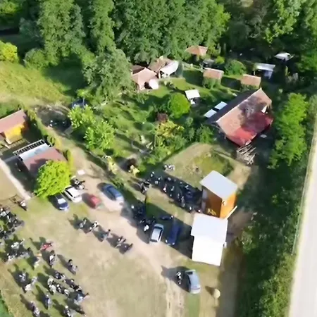 キャンプ場 Milosev